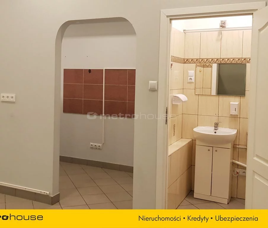 Lokal użytkowy 93,00 m², oferta nr , SLLOCE542, Piastów, Lwowska