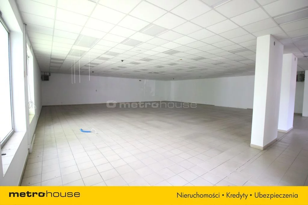 Lokal użytkowy na sprzedaż, 668,00 m², oferta nr SLBUFY357