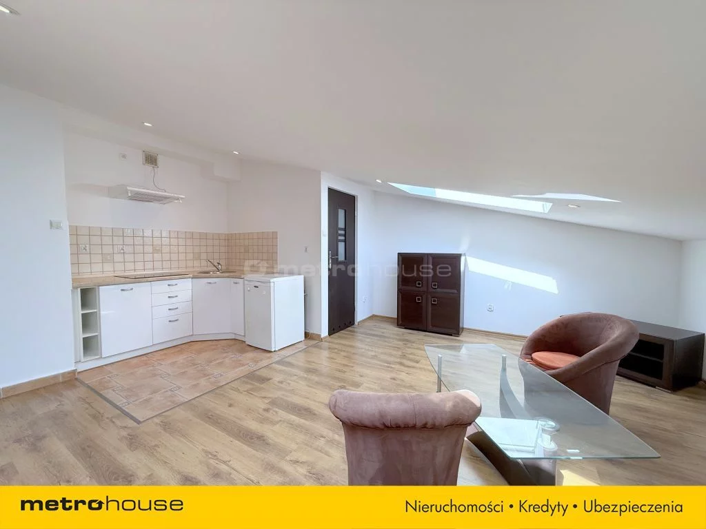 1 pokój, mieszkanie 30,00 m², piętro 3, oferta nr , SMDOKA317, Nałęczów, Głębocznica