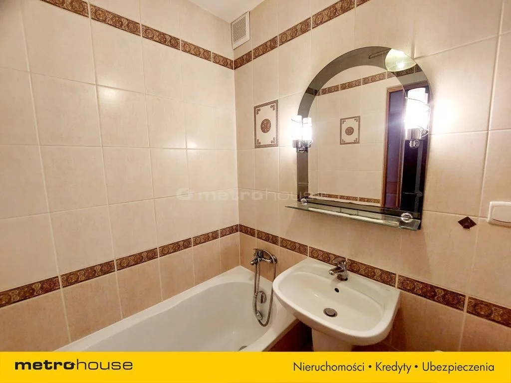 1 pokój, mieszkanie 26,50 m², piętro 3, oferta nr , SMLUJA907, Oleśnica