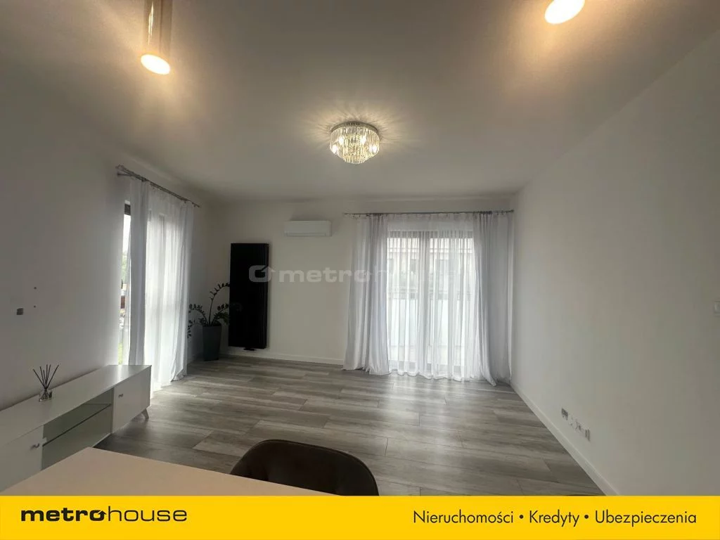 SMVUJA949 - zdjęcie nr 0