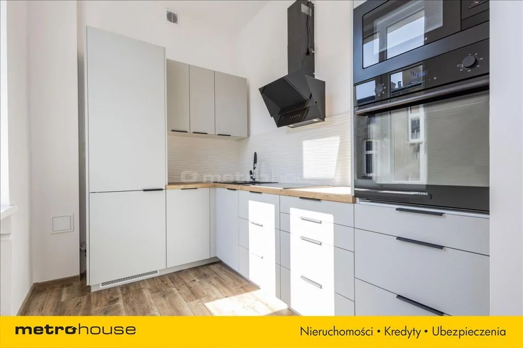 2 pokoje, mieszkanie 61,05 m², piętro 3, oferta nr , FENE500, Łódź, Śródmieście, Śródmieście, Plac Dąbrowskiego