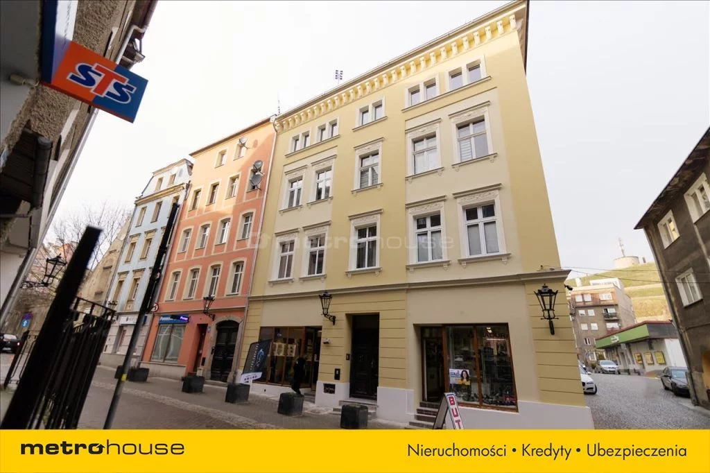 3 pokoje, mieszkanie 66,30 m², piętro 3, oferta nr , KACY006, Kłodzko, Armii Krajowej