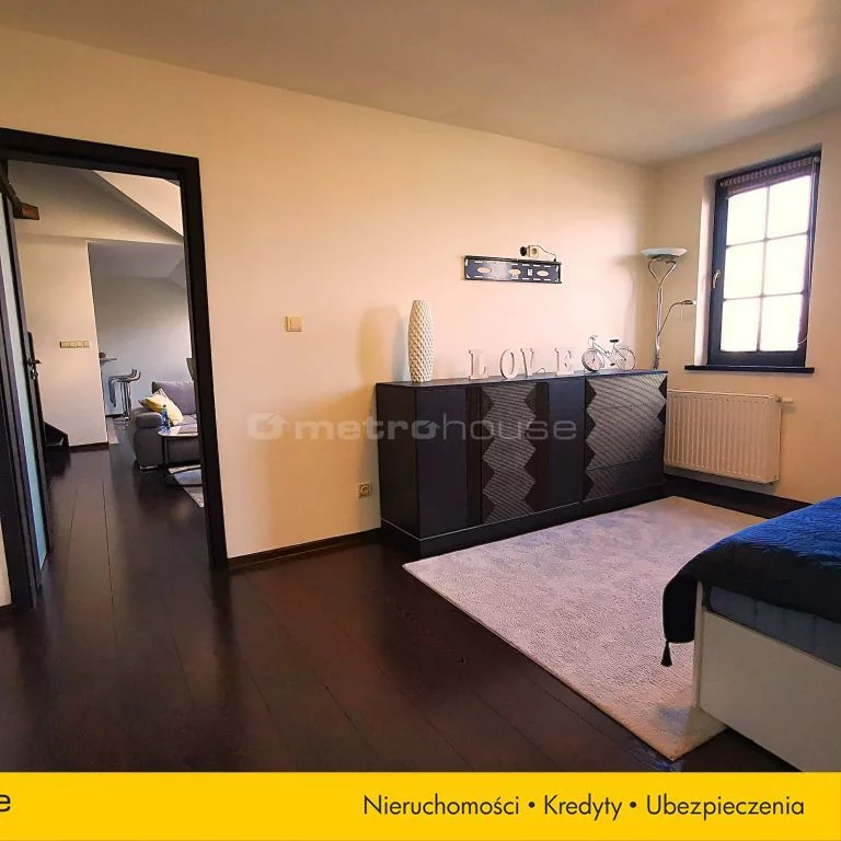 3 pokoje, mieszkanie 83,42 m², piętro 3, oferta nr , SMKAMY681, Jelenia Góra