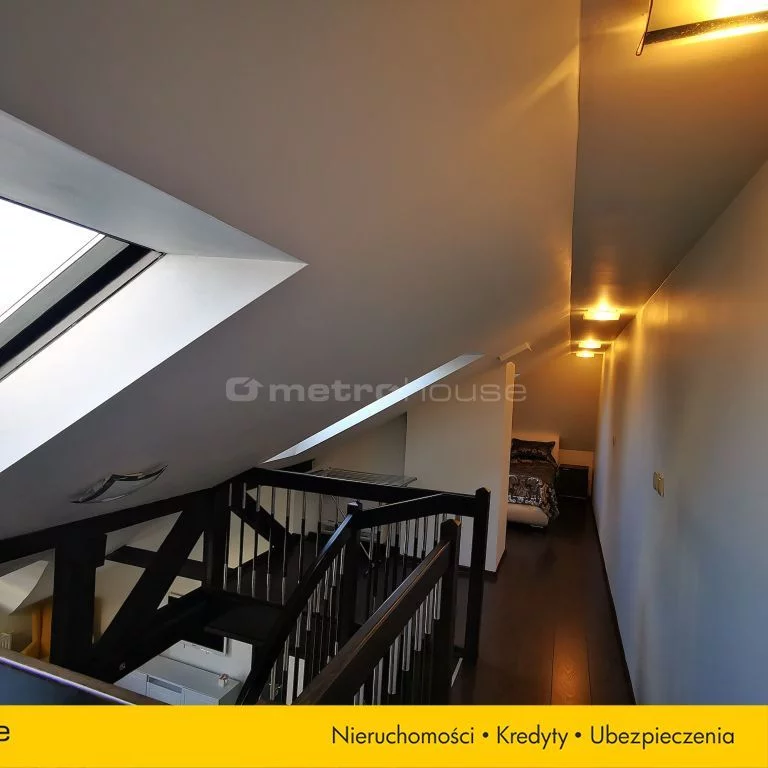 3 pokoje, mieszkanie 83,42 m², piętro 3, oferta nr , SMKAMY681, Jelenia Góra