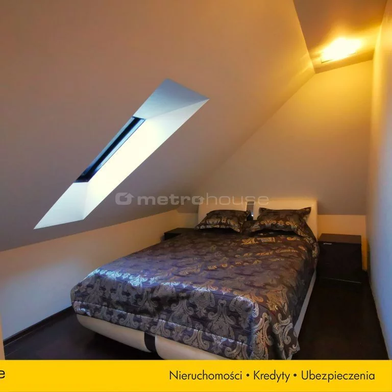 3 pokoje, mieszkanie 83,42 m², piętro 3, oferta nr , SMKAMY681, Jelenia Góra