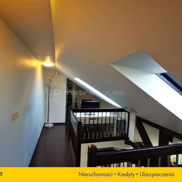 3 pokoje, mieszkanie 83,42 m², piętro 3, oferta nr , SMKAMY681, Jelenia Góra