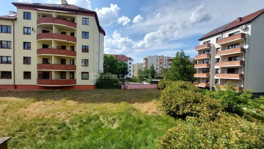 Mieszkanie trzypokojowe 81,30 m², Łódź, Górna, Leszczyńskiej, Sprzedaż