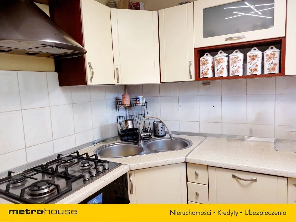 3 pokoje, mieszkanie 52,40 m², piętro 3, oferta nr , SMLELY575, Oleśnica