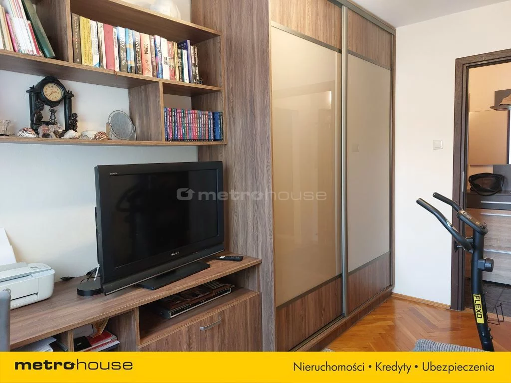 3 pokoje, mieszkanie 52,40 m², piętro 3, oferta nr , SMLELY575, Oleśnica