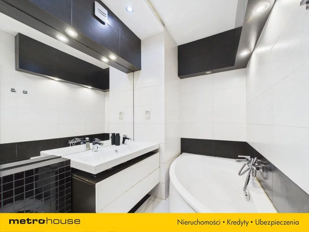 3 pokoje, mieszkanie 69,23 m², piętro 4, oferta nr , SMKASI687, Mysłowice, Plac Wolności