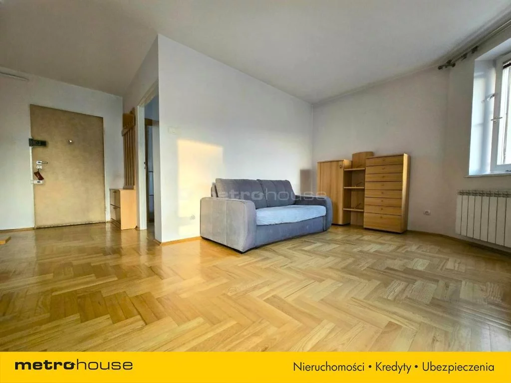 Apartament na sprzedaż, 49,70 m², 3 pokoje, piętro 3, oferta nr SMVEGU993