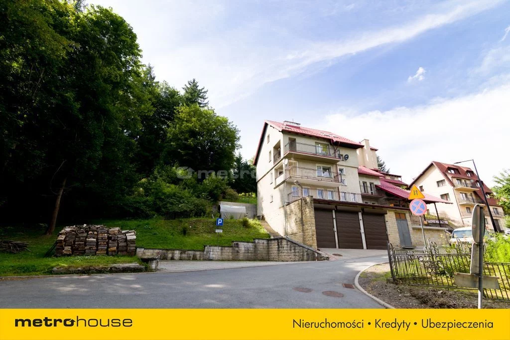 3 pokoje, mieszkanie 72,33 m², piętro 1, oferta nr , SMDUCA666, Duszniki-Zdrój, Willowa