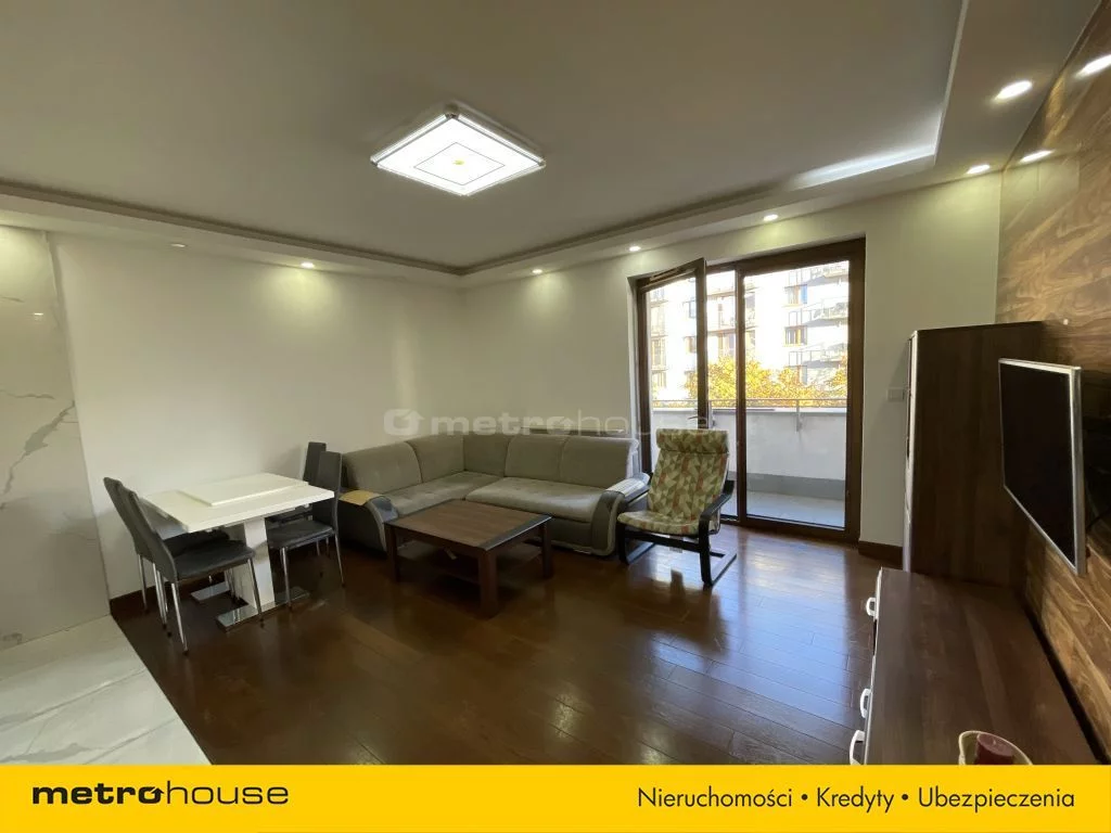 Apartament na sprzedaż, 72,99 m², 4 pokoje, piętro 4, oferta nr SMLAFU752