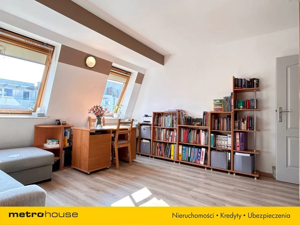 4 pokoje, mieszkanie 90,00 m², piętro 3, oferta nr , SMGECY880, Kołobrzeg, Pomorska