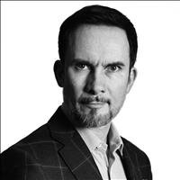 Agent Piotr Nowicki