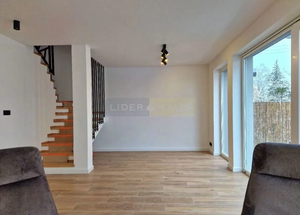 Dom i rezydencja 125,00 m², oferta nr , 1654/2145/ODW, Łomianki