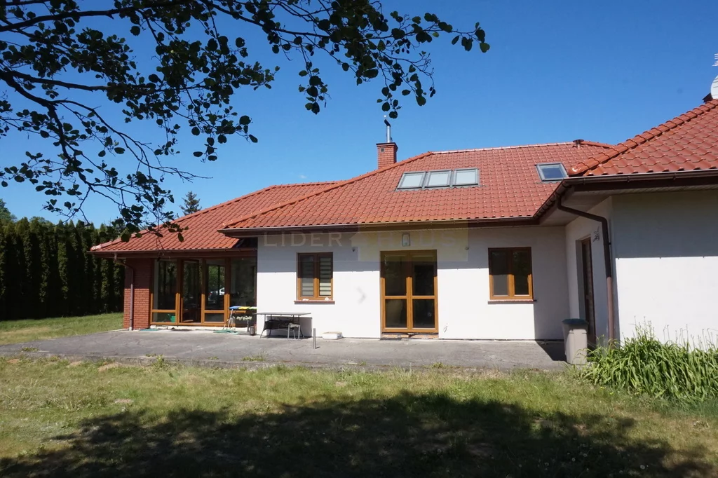 Dom na sprzedaż, 250,00 m², oferta nr 6046/2145/ODS