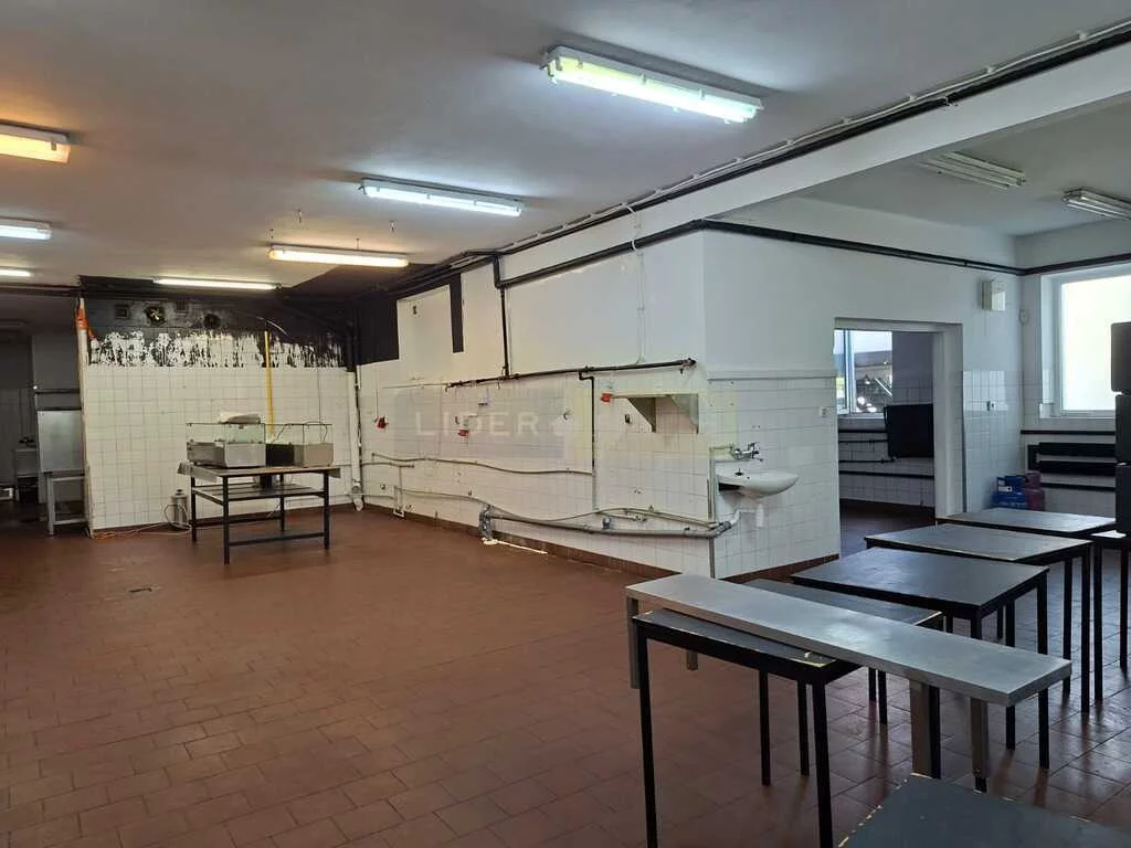 Lokal użytkowy 300,00 m², oferta nr , 2189/2145/OLW, Łomianki