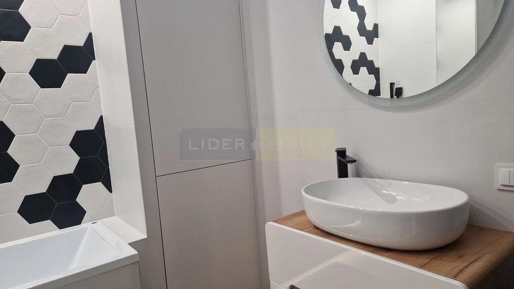 3 pokoje, mieszkanie 74,00 m², piętro 1, oferta nr , 2793/2145/OMS, Łomianki, Lwowska