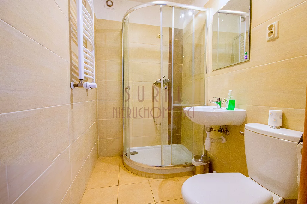 Dom 440,00 m², oferta nr , 638/4005/ODS, Warszawa, Bielany, Bielany, Hostel/ dwa domy / 17 pokoi / metro Słodowiec