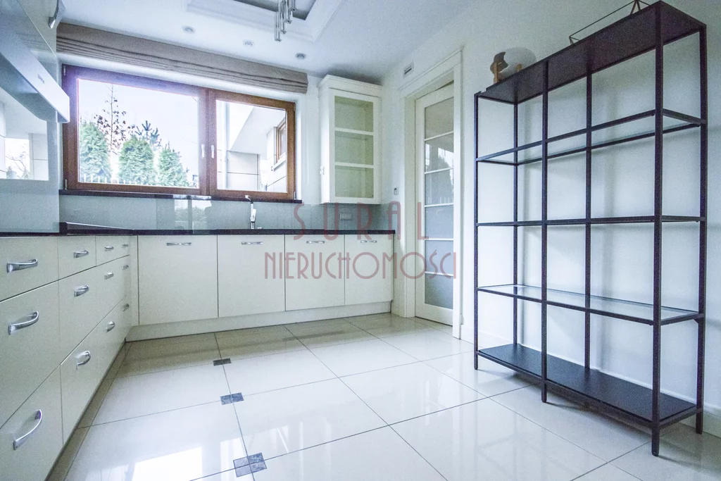 Dom i rezydencja 371,55 m², oferta nr , 640/4005/ODS, Warszawa, Mokotów, Mokotów, Marina / willa z ogrodem