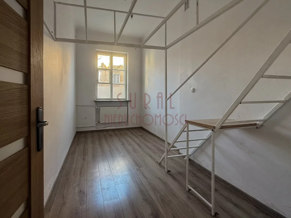 2 pokoje, mieszkanie 44,00 m², parter, oferta nr , 19800/4005/OMS, Warszawa, Śródmieście, Śródmieście, Podwale/Stare Miasto/wysokie (3,7m)/rozkładowe/klimat