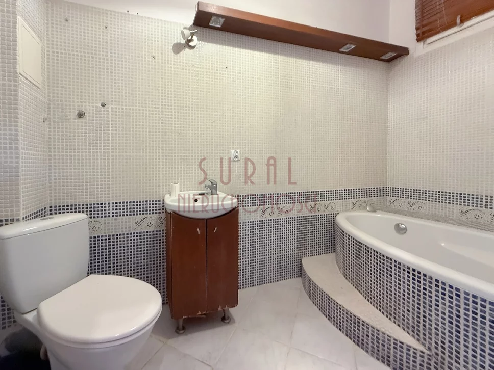 2 pokoje, mieszkanie 44,00 m², parter, oferta nr , 19800/4005/OMS, Warszawa, Śródmieście, Śródmieście, Podwale/Stare Miasto/wysokie (3,7m)/rozkładowe/klimat