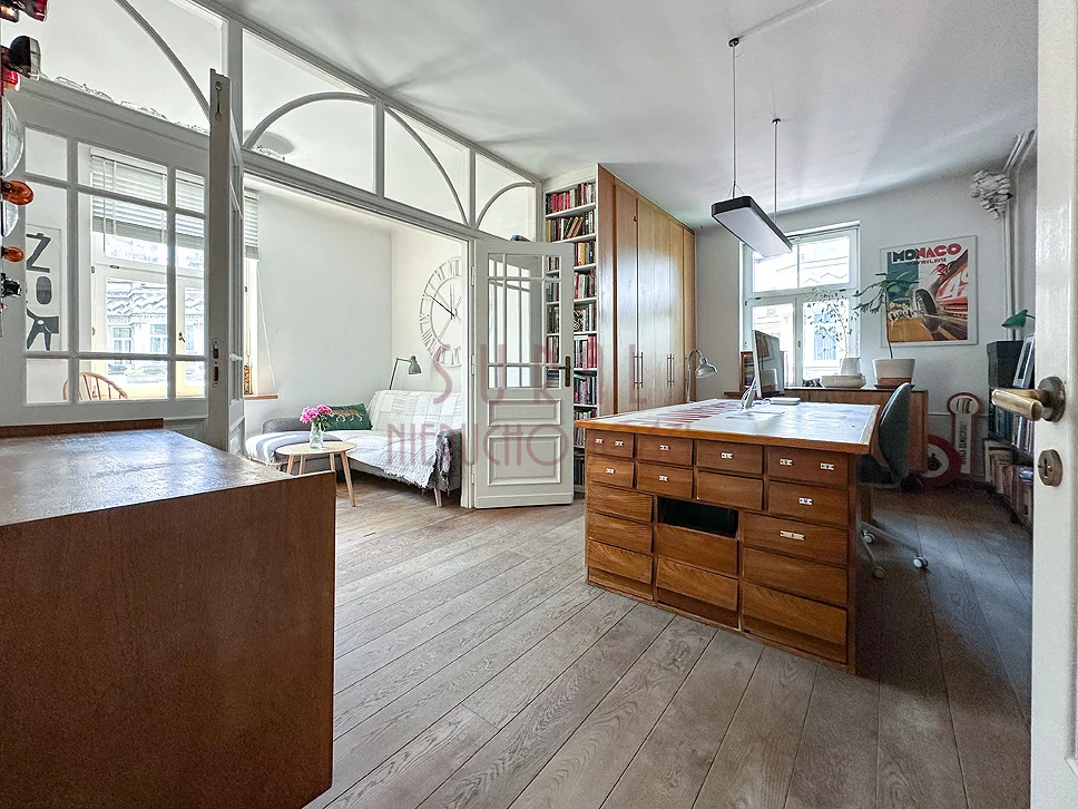 4 pokoje, mieszkanie 90,00 m², piętro 5, oferta nr , 19821/4005/OMS, Warszawa, Śródmieście, Śródmieście, Przy Al. Przyjaciół/taras 25m2/winda/klimat/kamienica 1931 r.