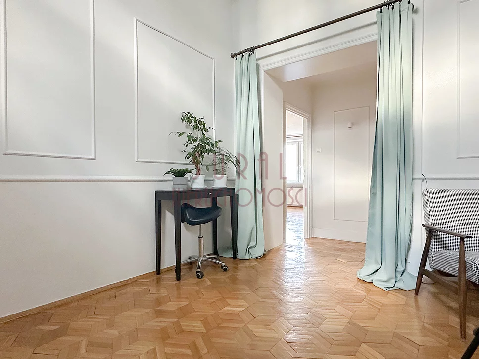 Apartamenty 19487/4005/OMS Warszawa Śródmieście Przy Ogrodzie Saskim/ciche/widne/parking/winda