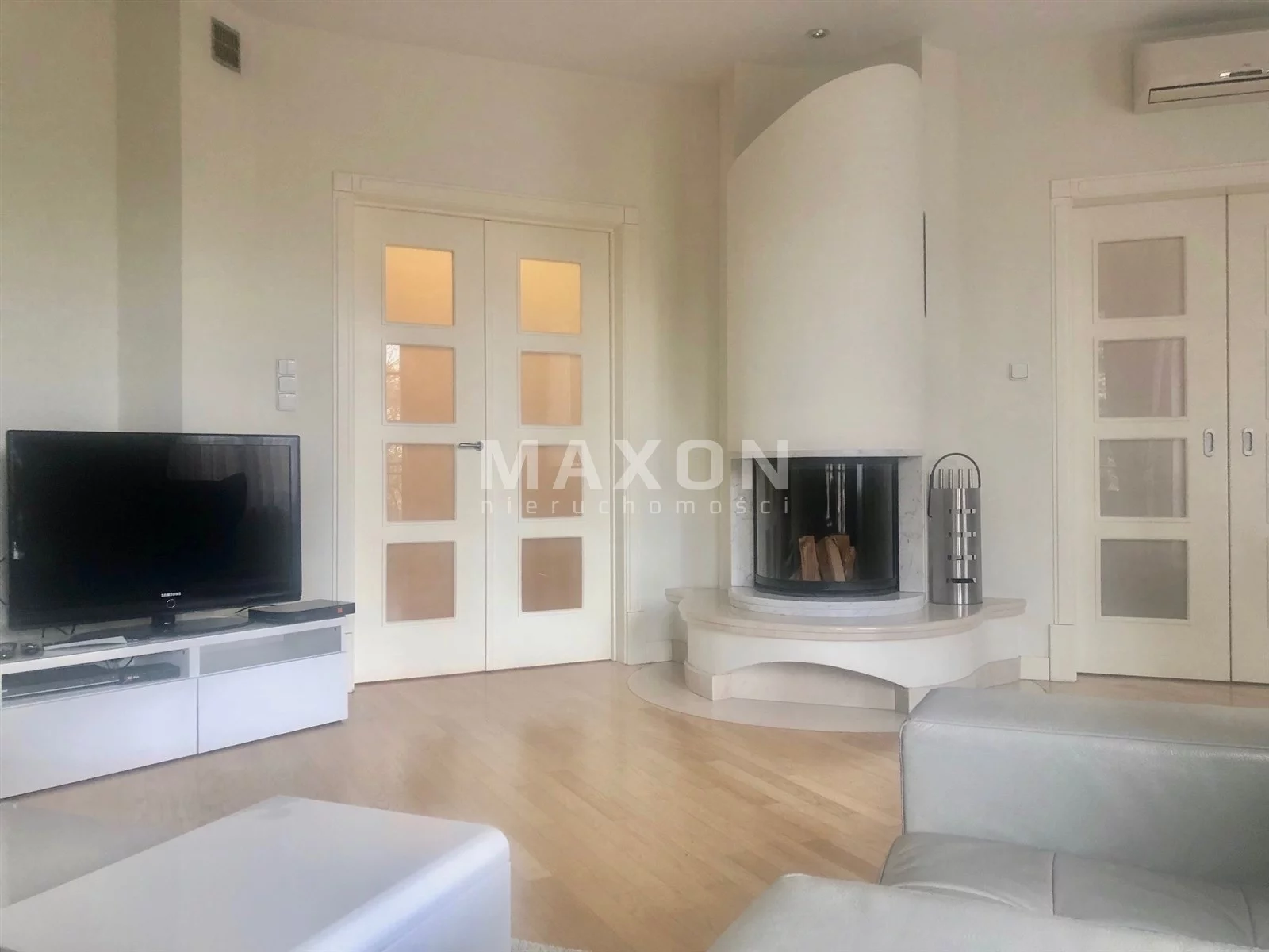 Apartament do wynajęcia, 123,66 m², 4 pokoje, piętro 1, oferta nr 23812/MW/MAX