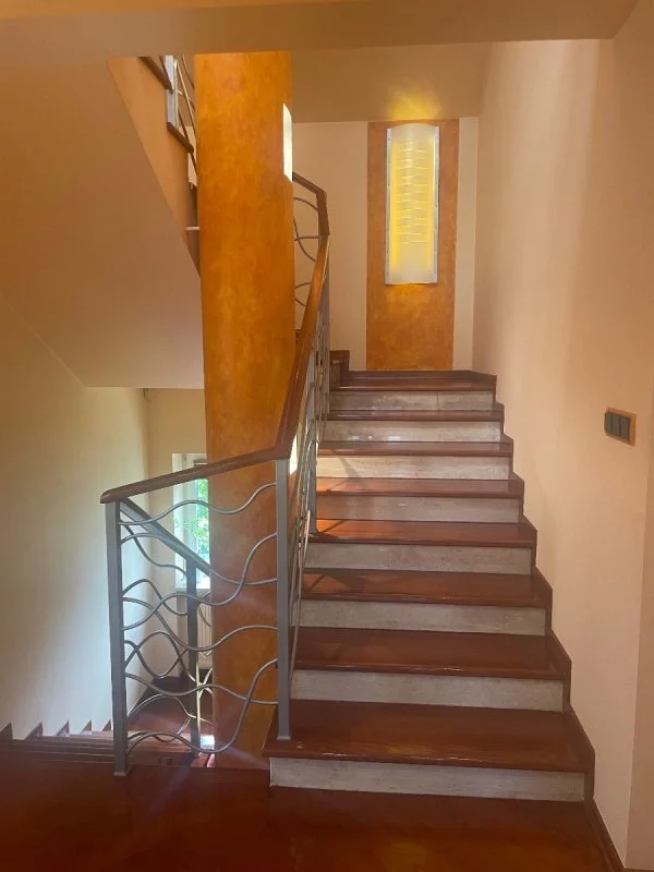 Dom i rezydencja 280,00 m², oferta nr , 22202/3470/ODS, Warszawa
