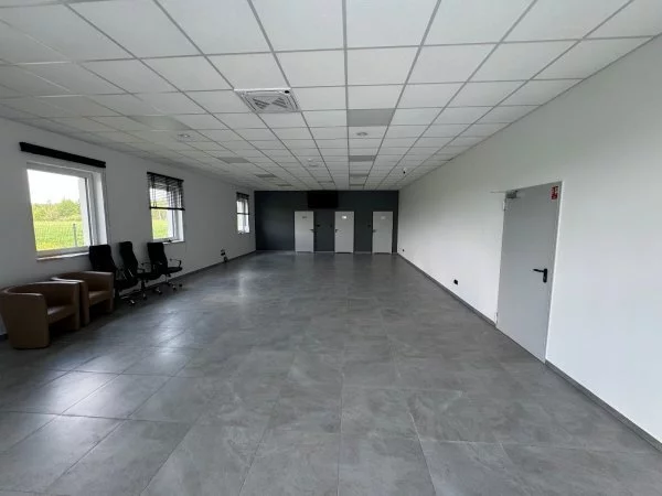 Lokal użytkowy 690,00 m², oferta nr , 8713/3470/OLW, Stępków