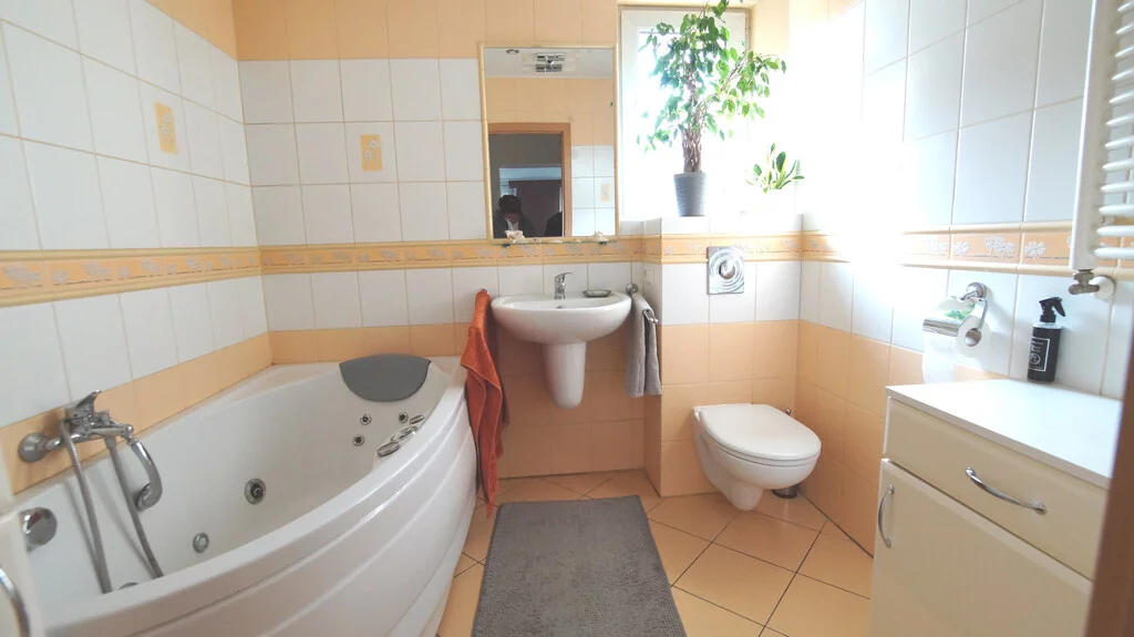 3 pokoje, mieszkanie 82,30 m², piętro 1, oferta nr , 3529/17584/OMS, Opole, Śródmieście