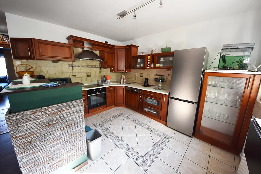 3 pokoje, mieszkanie 64,00 m², piętro 1, oferta nr , 900/17584/OMW, Opole, Kolonia Gosławicka
