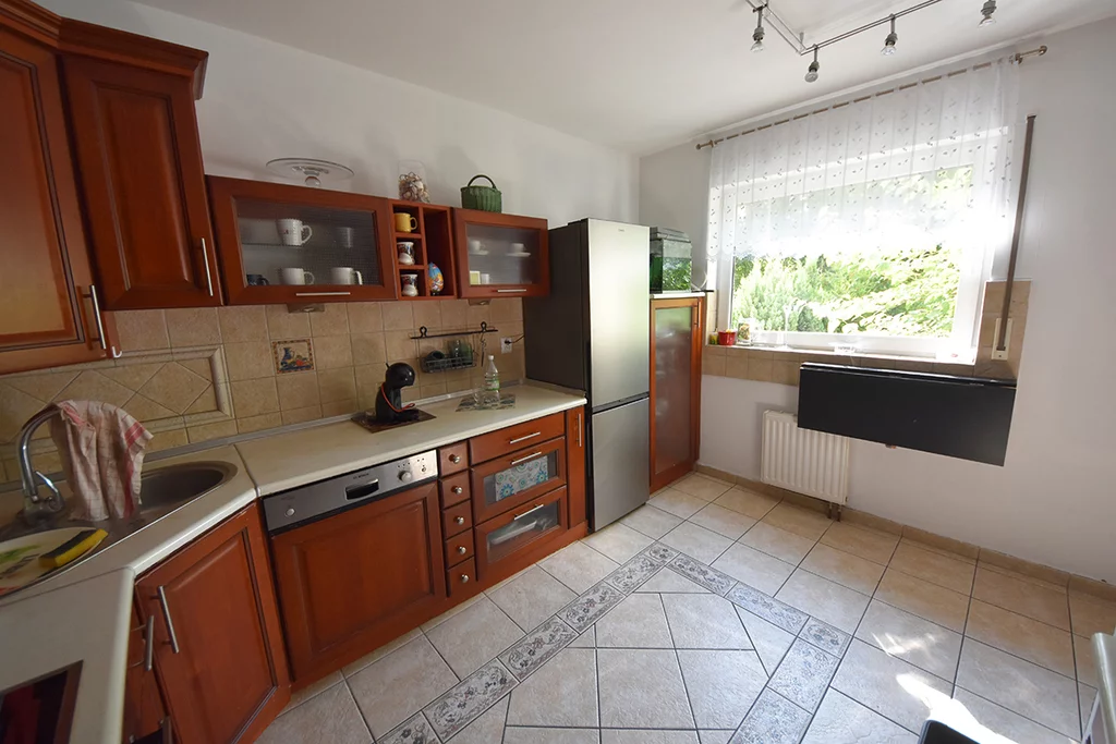 3 pokoje, mieszkanie 64,00 m², piętro 1, oferta nr , 900/17584/OMW, Opole, Kolonia Gosławicka