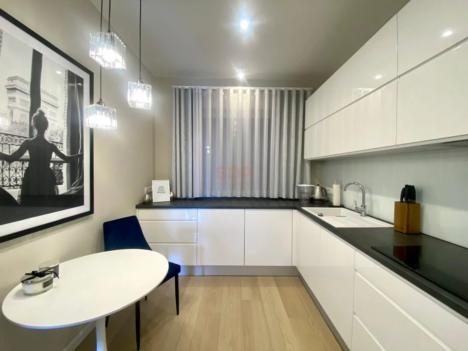 Dom 180,00 m², oferta nr , 42788, Radomierzyce, Różana