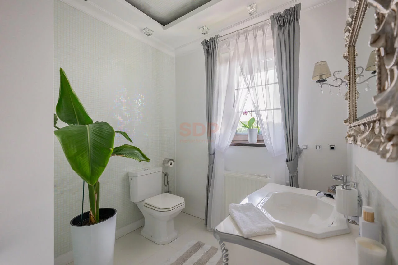 Dom i rezydencja 200,00 m², oferta nr , 41813, Chrząstawa Mała