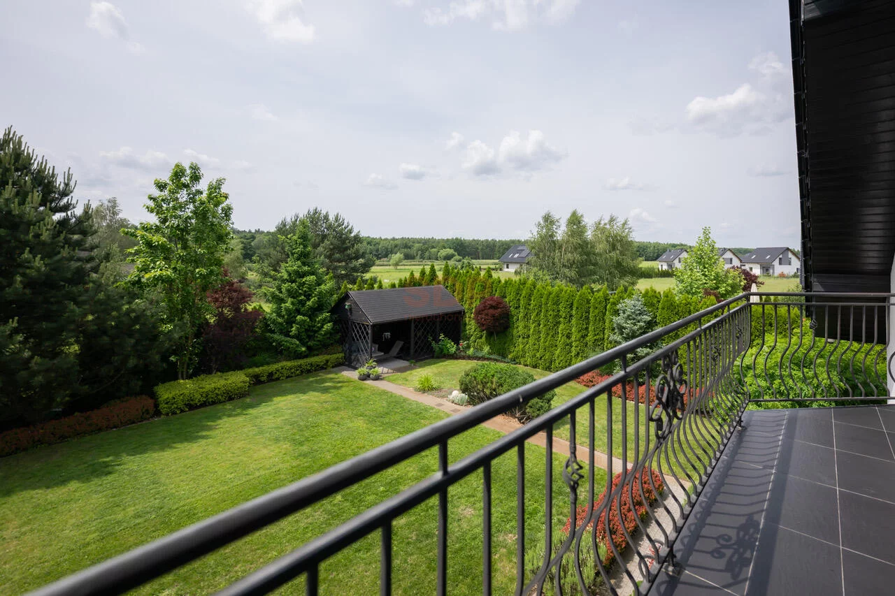 Dom i rezydencja 200,00 m², oferta nr , 41813, Chrząstawa Mała