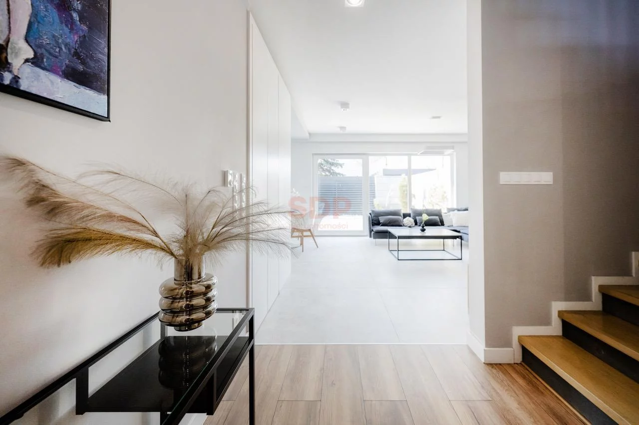 Dom 167,00 m², oferta nr , 38399, Radomierzyce, Różana