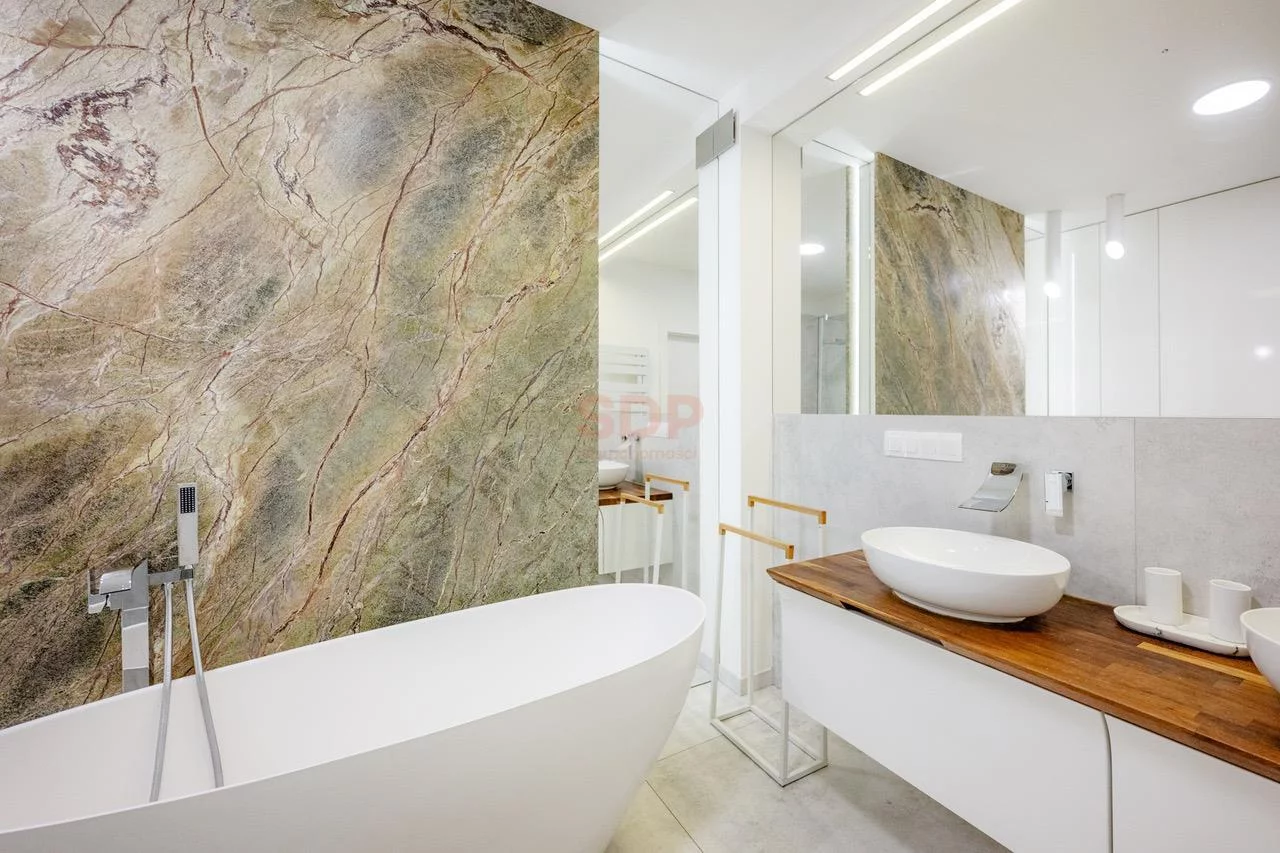 Dom 167,00 m², oferta nr , 38399, Radomierzyce, Różana