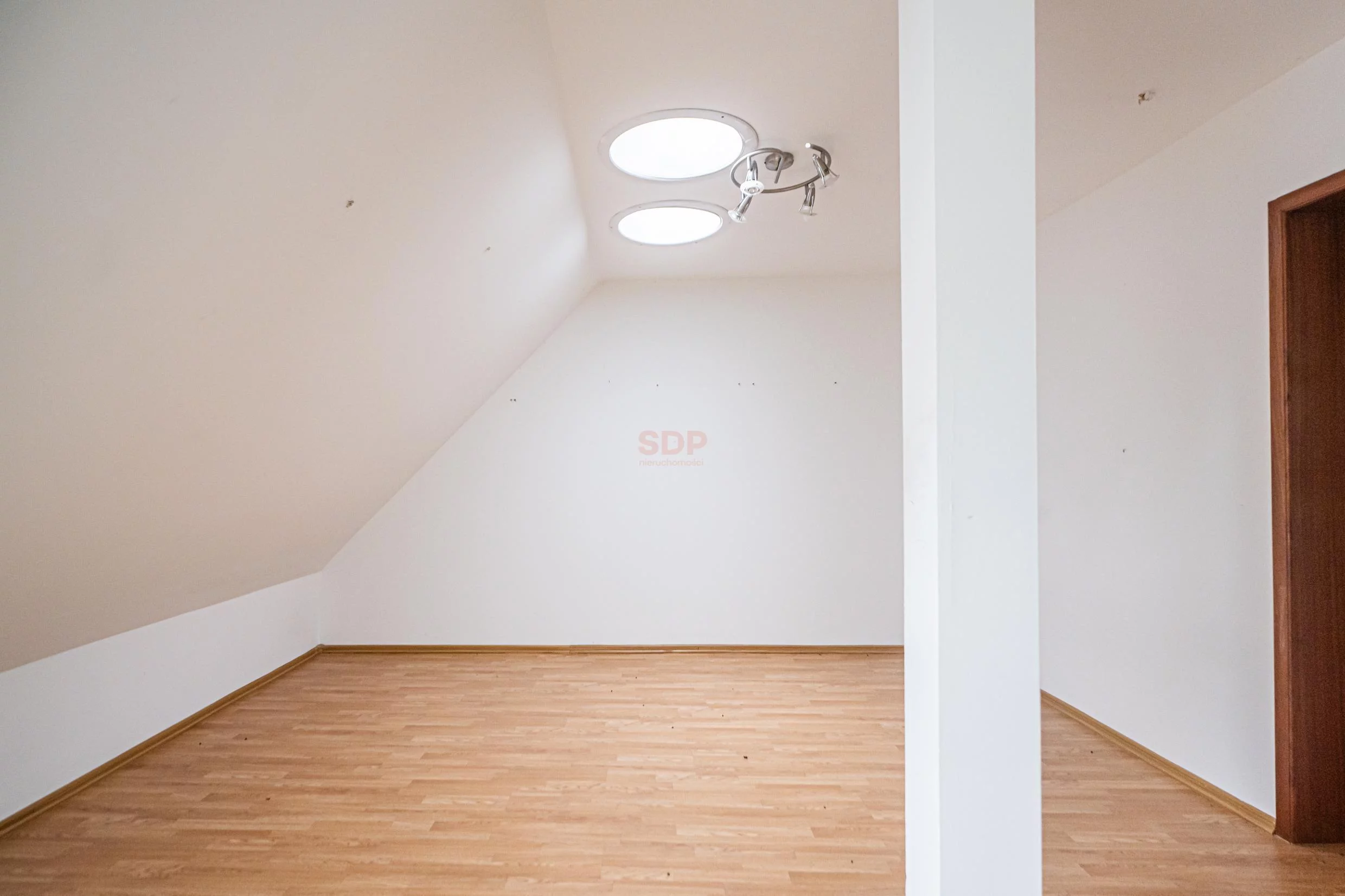 Dom i rezydencja 332,00 m², oferta nr , 41961, Tyniec Mały, Spokojna