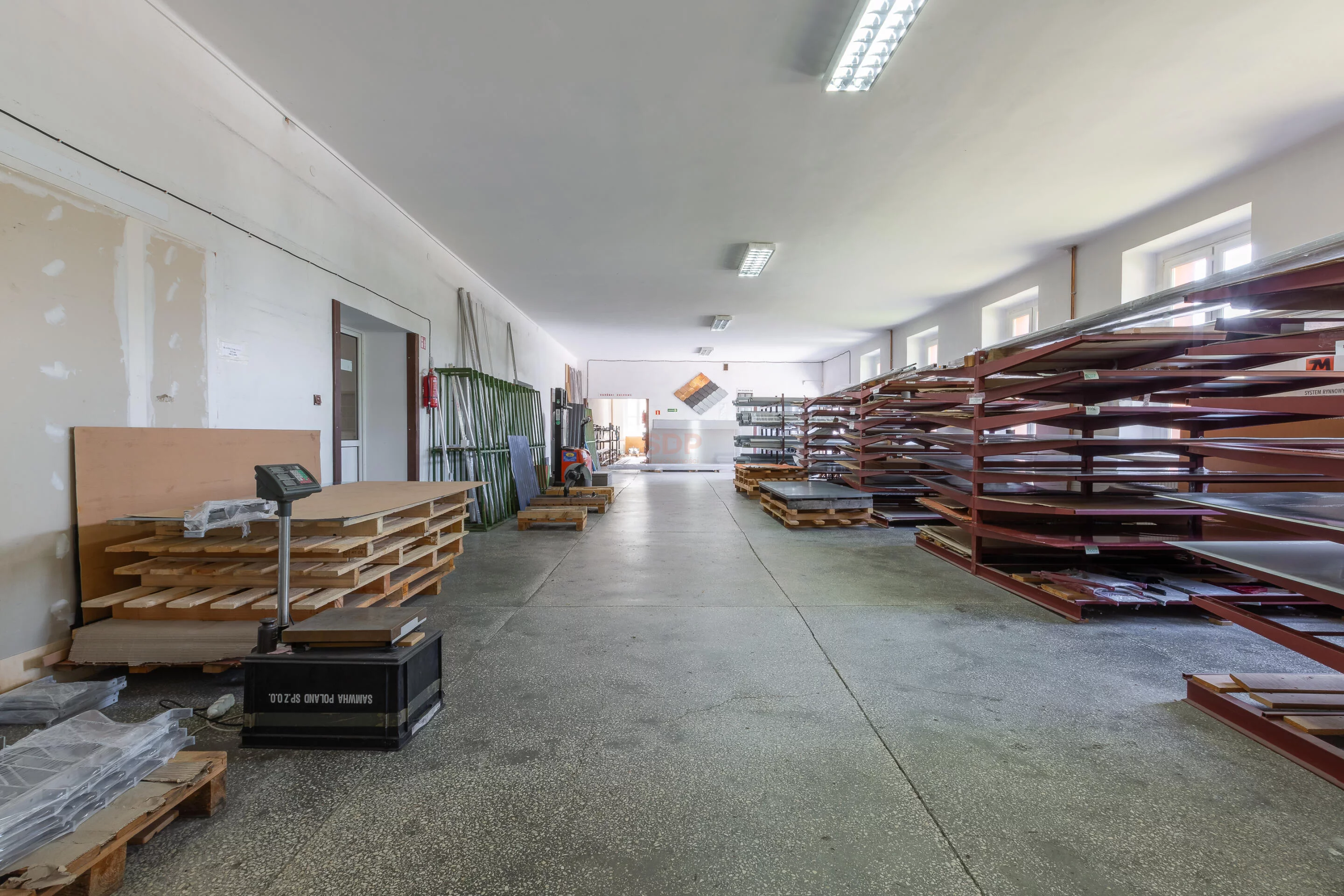 Lokal użytkowy 2 072,00 m², oferta nr , 41999, Legnica, Kawaleryjska