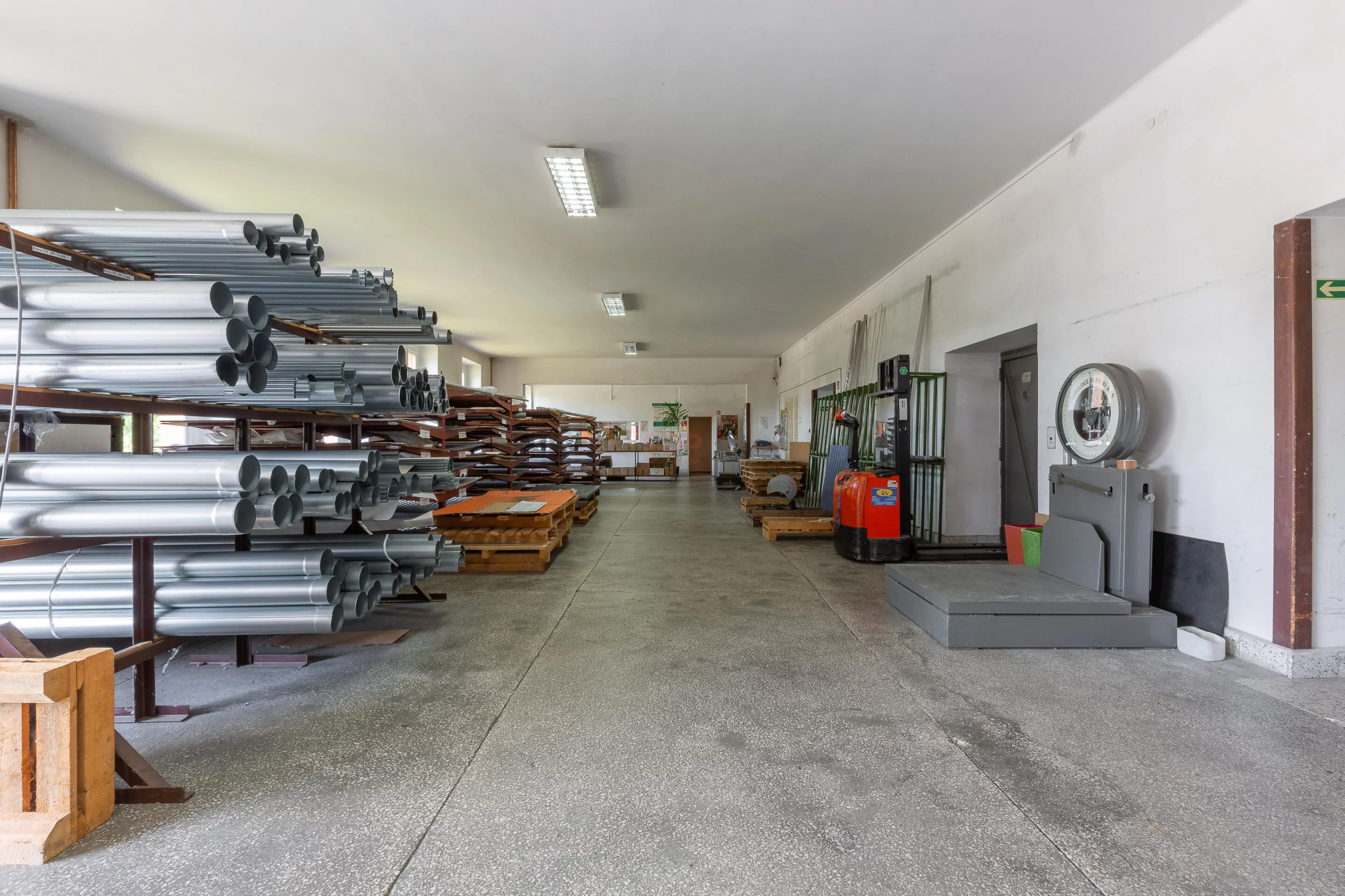 Lokal użytkowy 2 072,00 m², oferta nr , 41999, Legnica, Kawaleryjska