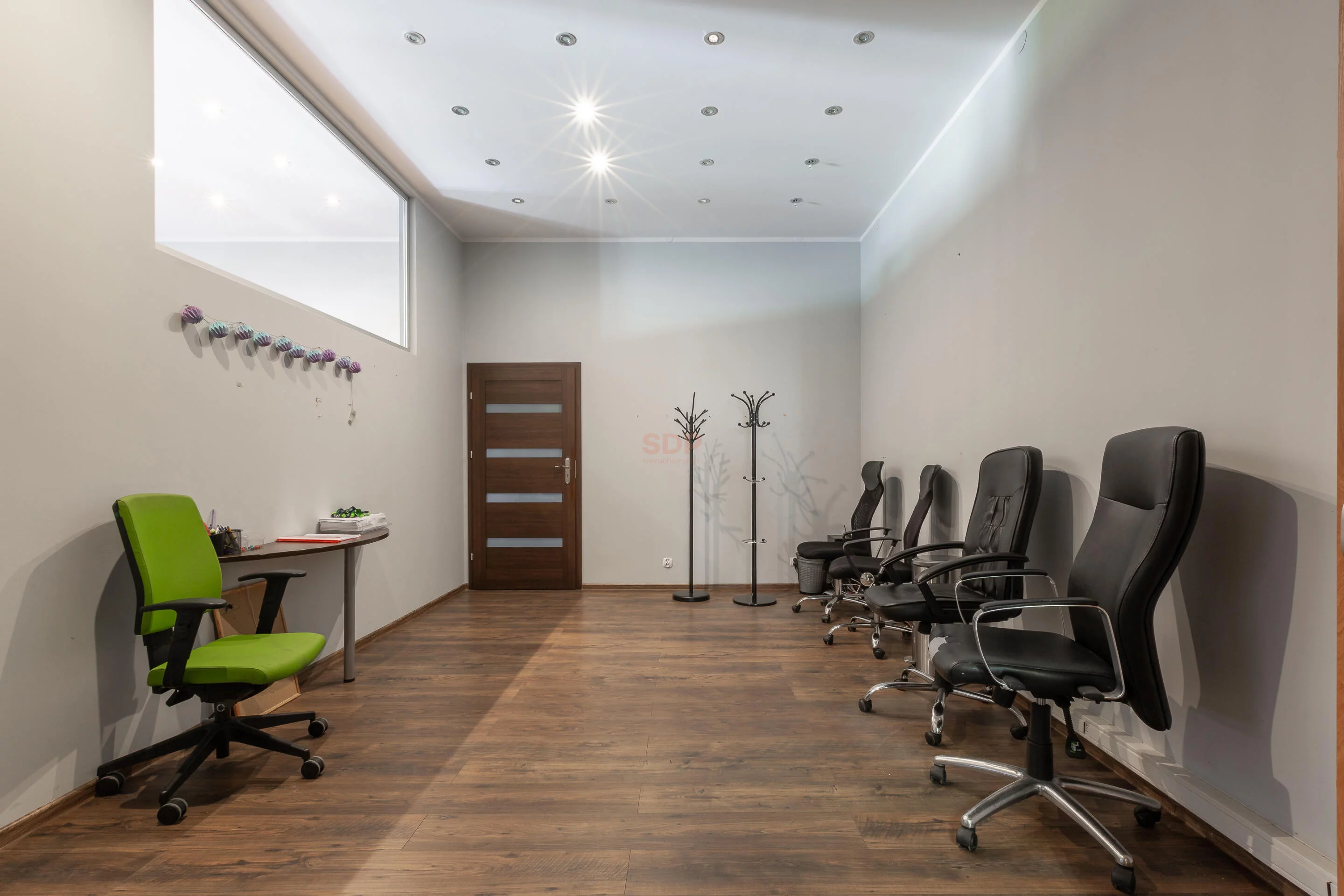 Lokal użytkowy 2 072,00 m², oferta nr , 41999, Legnica, Kawaleryjska