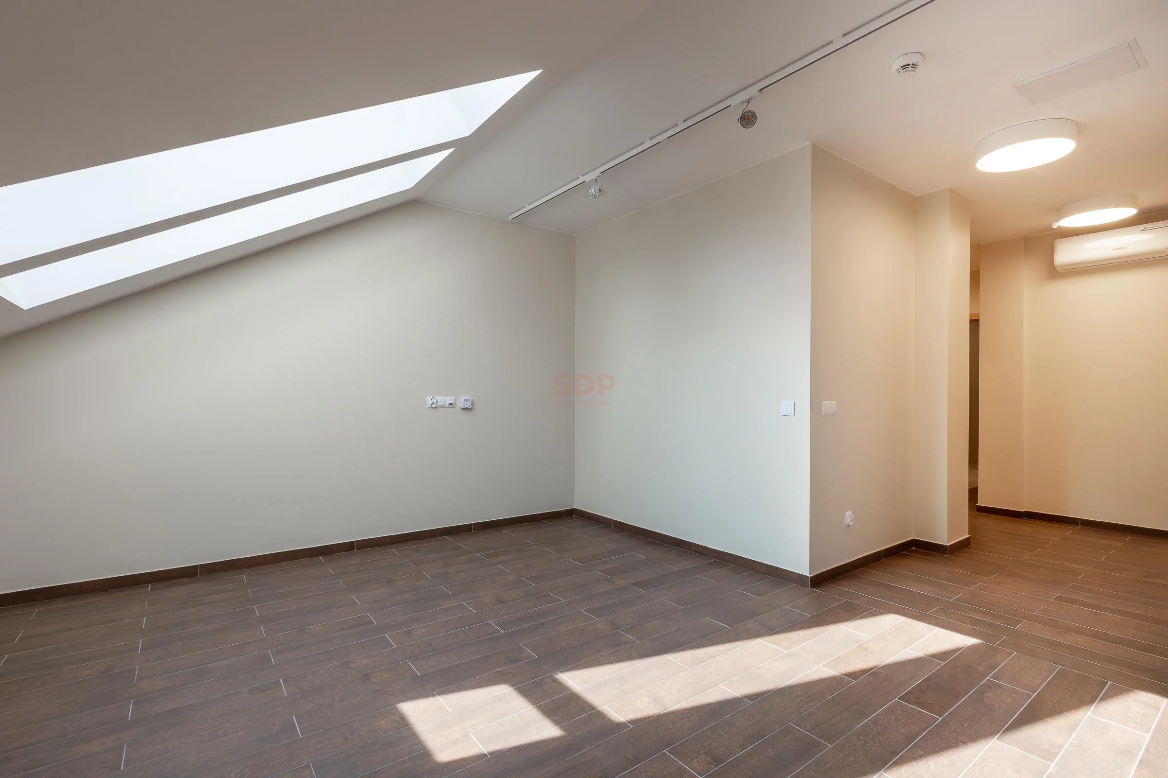 Lokal użytkowy 1 960,00 m², oferta nr , 36727, Krupski Młyn, Krasickiego Ignacego