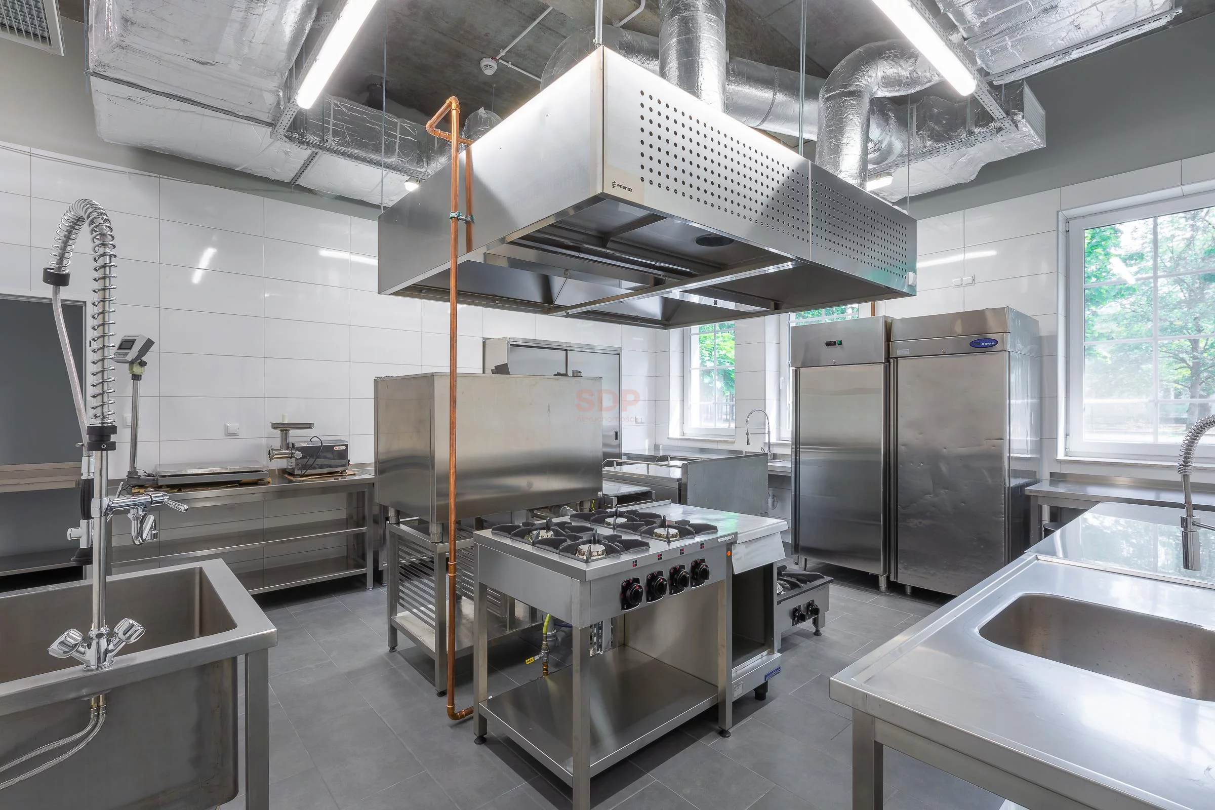 Lokal użytkowy 1 960,00 m², oferta nr , 36727, Krupski Młyn, Krasickiego Ignacego