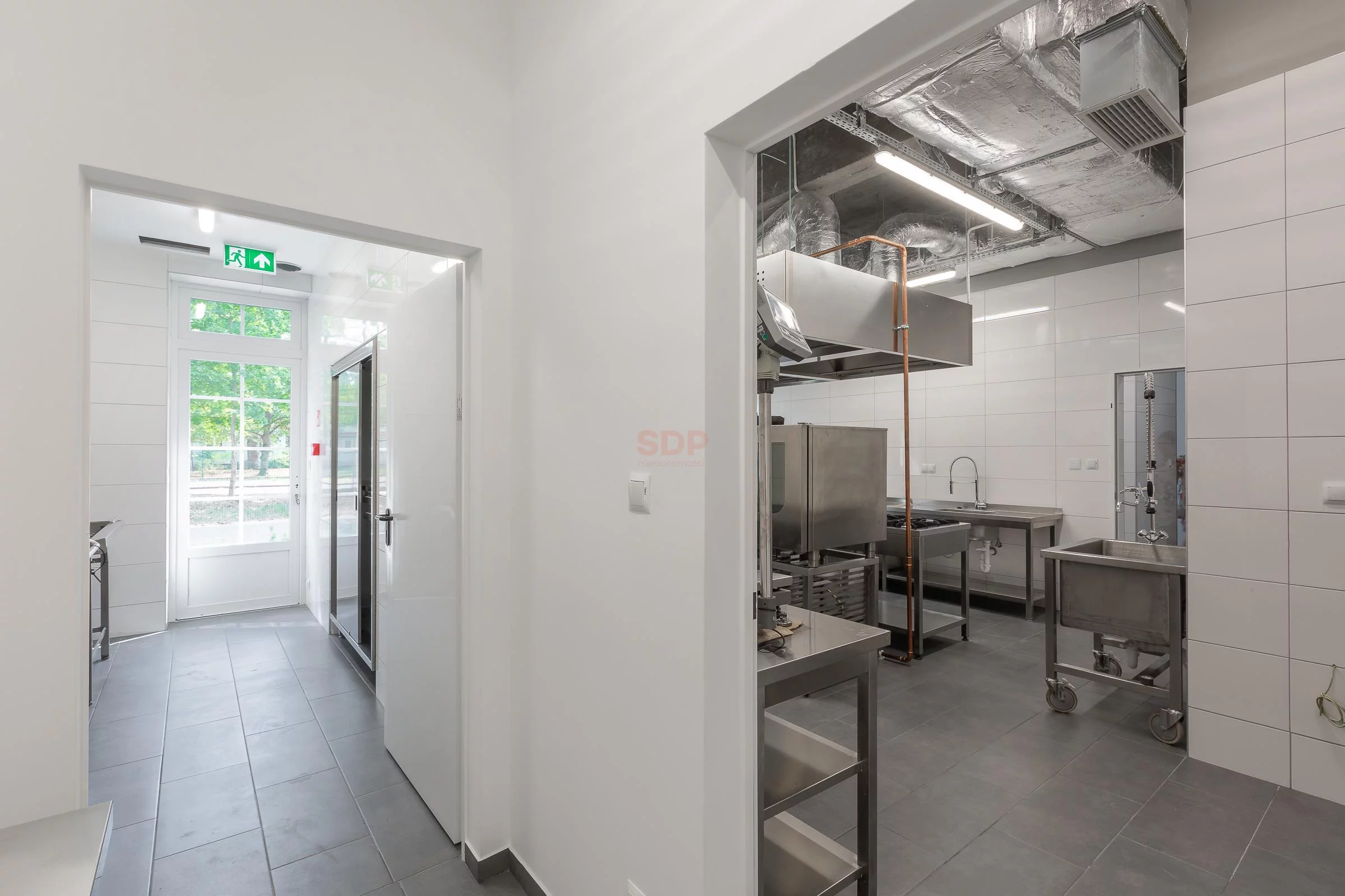 Lokal użytkowy 1 960,00 m², oferta nr , 36727, Krupski Młyn, Krasickiego Ignacego