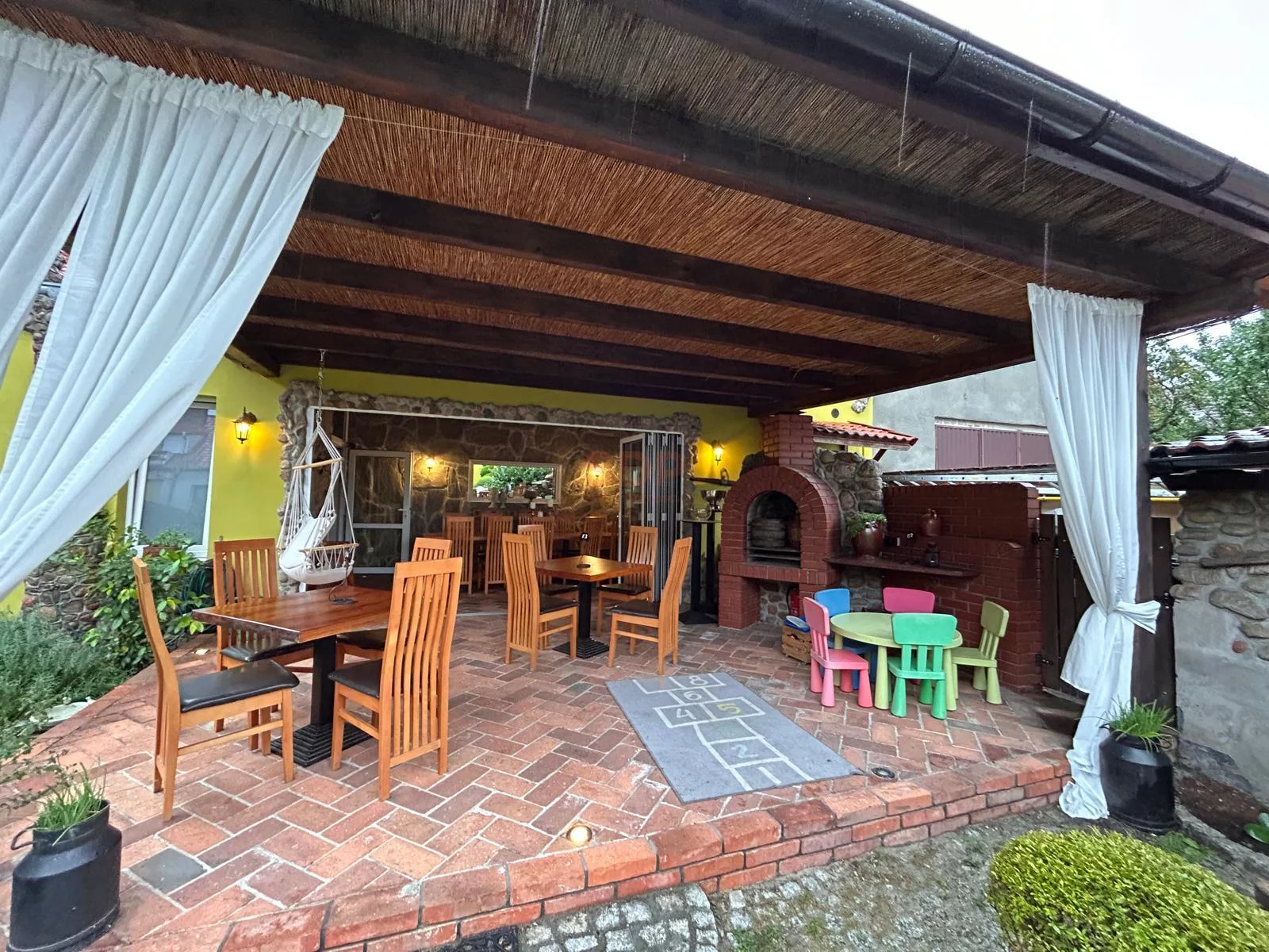 Lokal gastronomiczny 185,40 m², oferta nr , 36549, Rawicz, Mickiewicza Adama