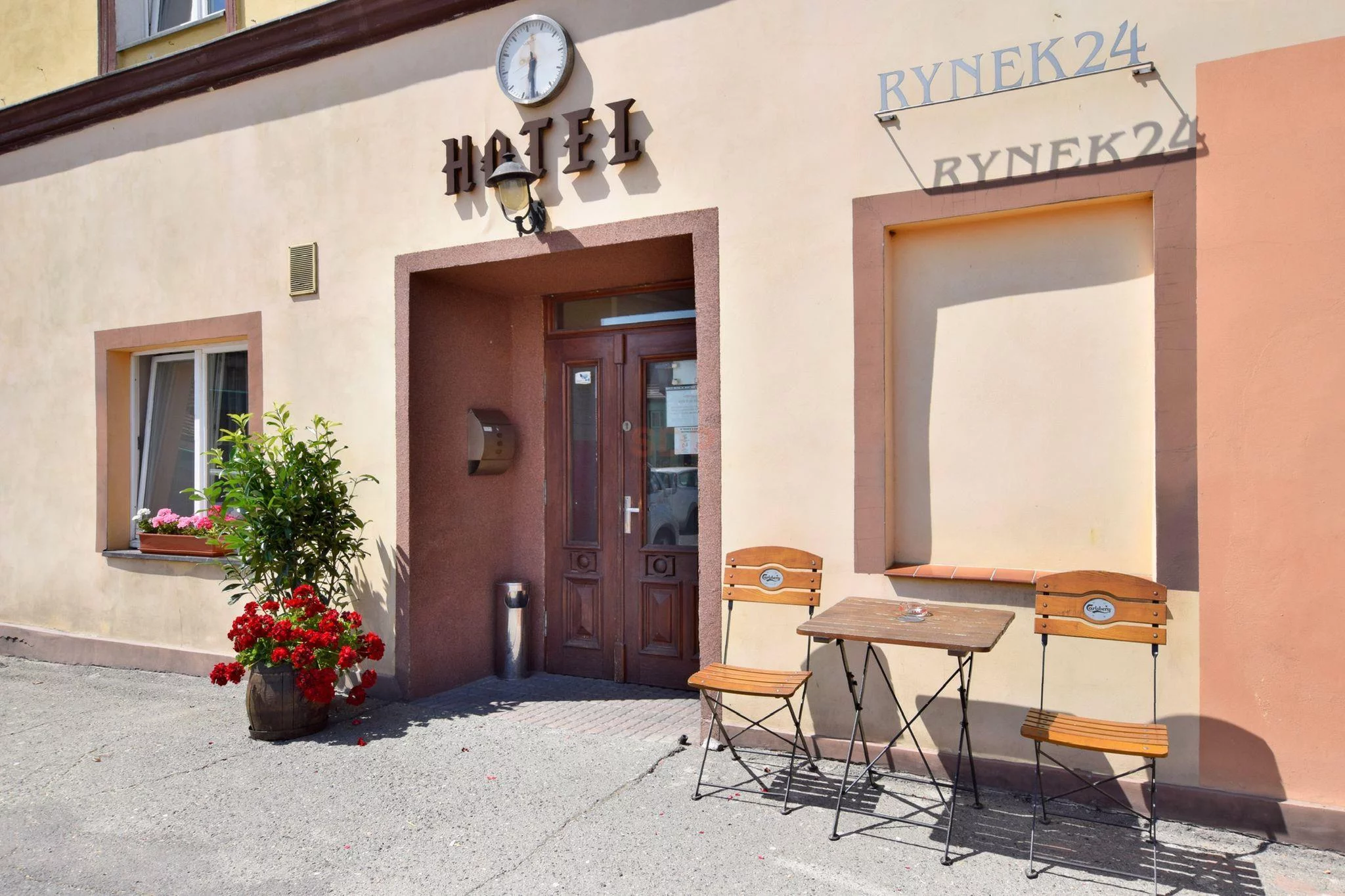 Lokal użytkowy 615,00 m², oferta nr , 28850, Kostomłoty, Rynek-Ratusz